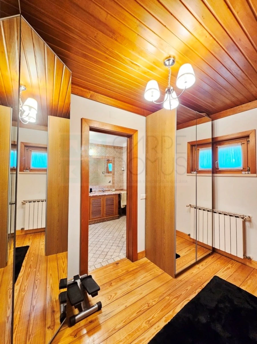 Moradia T4 para Venda em Santo Estêvão Foto 27