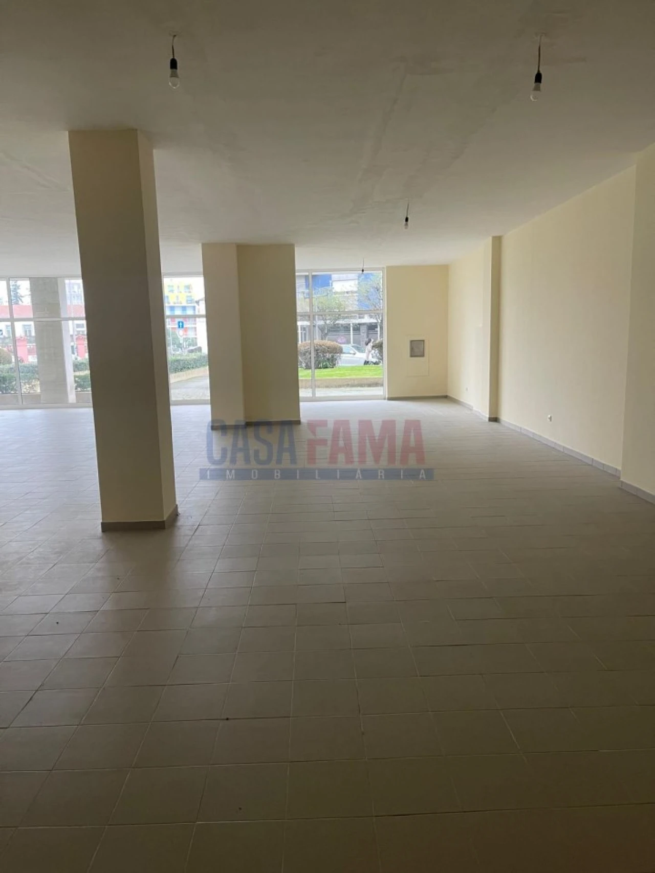 Loja para Arrendamento em Santo Tirso, Couto (Santa Cristina e São Miguel) e Burgães Foto 18