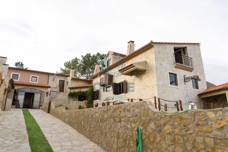 Moradia T5 para Venda em Cadaval e Pêro Moniz Foto 53