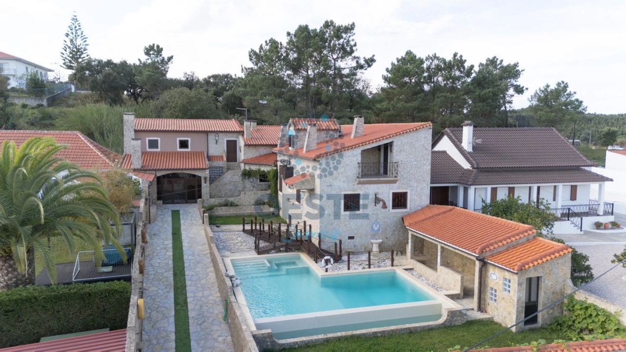 Moradia T5 para Venda em Cadaval e Pêro Moniz Foto 4