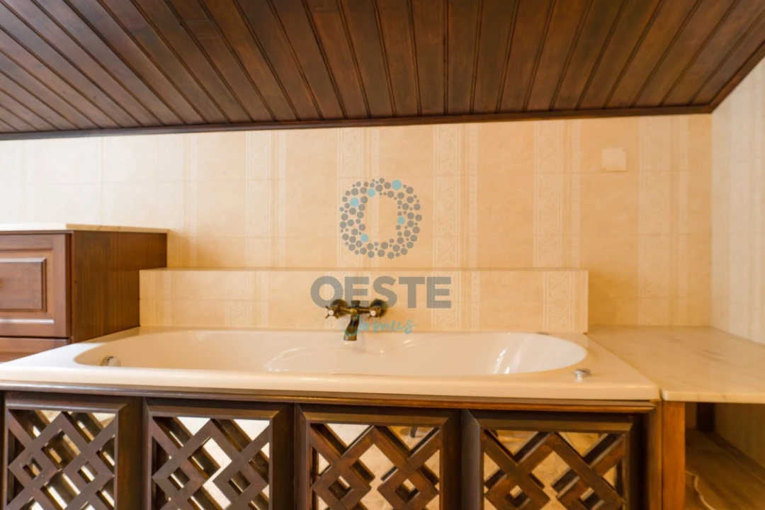 Moradia T5 para Venda em Cadaval e Pêro Moniz Foto 40