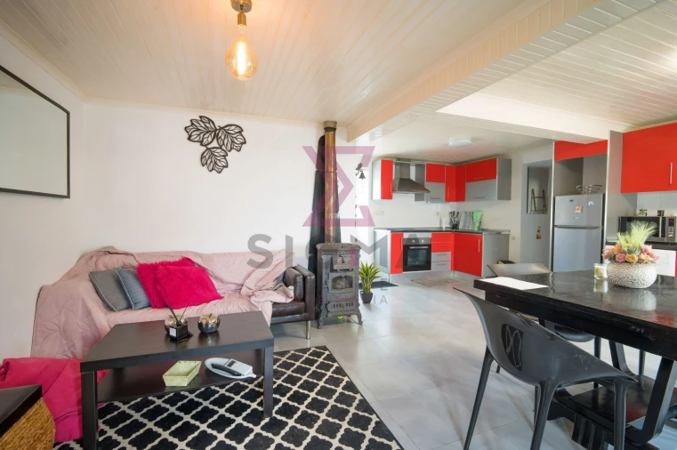 Moradia T2 para Venda em São Bartolomeu dos Galegos e Moledo Foto 5