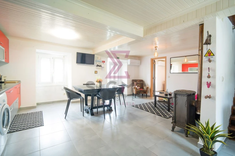 Moradia T2 para Venda em São Bartolomeu dos Galegos e Moledo Foto 11