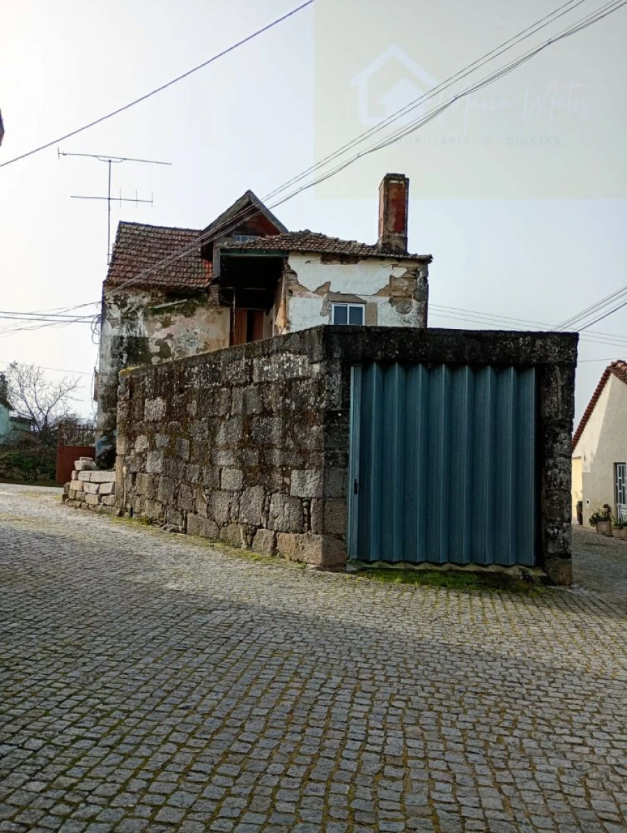 Moradia T3 para Venda em Tavares (Chãs, Várzea e Travanca) Foto 8