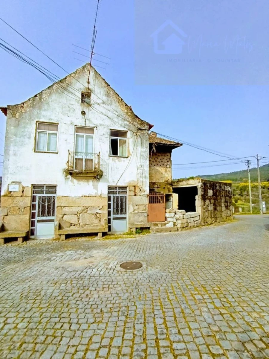 Moradia T3 para Venda em Tavares (Chãs, Várzea e Travanca) Foto 4