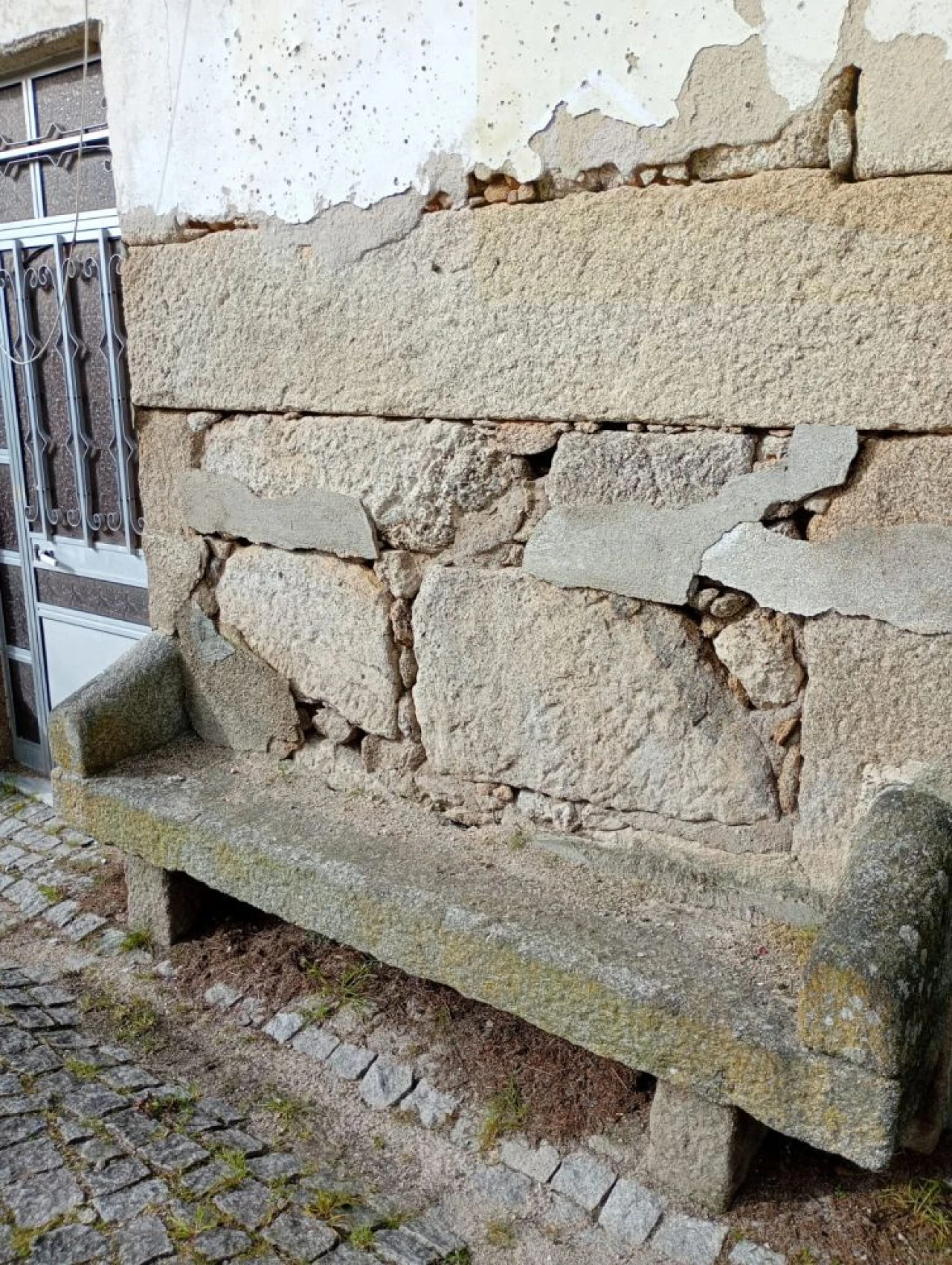 Moradia T3 para Venda em Tavares (Chãs, Várzea e Travanca) Foto 5