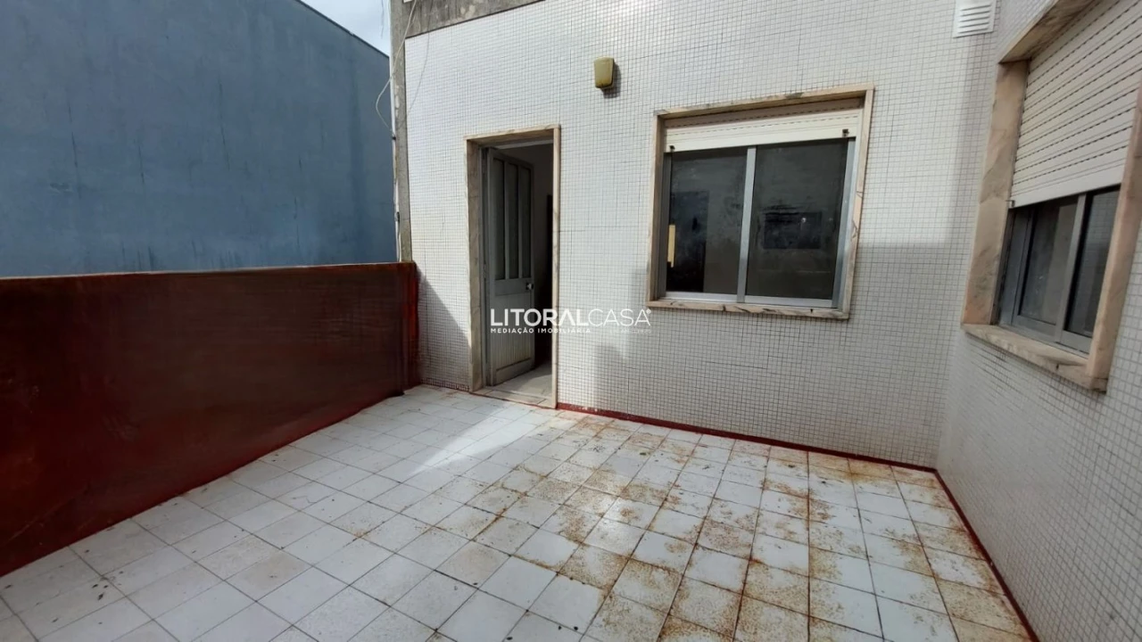 Apartamento T1 para Venda em Glória e Vera Cruz Foto 7