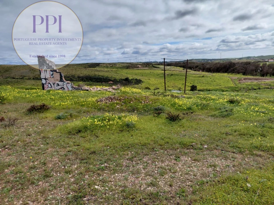 Terreno para Venda em Vila do Bispo e Raposeira Foto 4