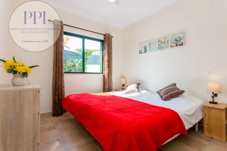 Moradia T4 para Venda em Lagos (São Sebastião e Santa Maria) Foto 23