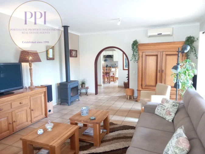 Moradia T4 para Venda em Lagos (São Sebastião e Santa Maria) Foto 42