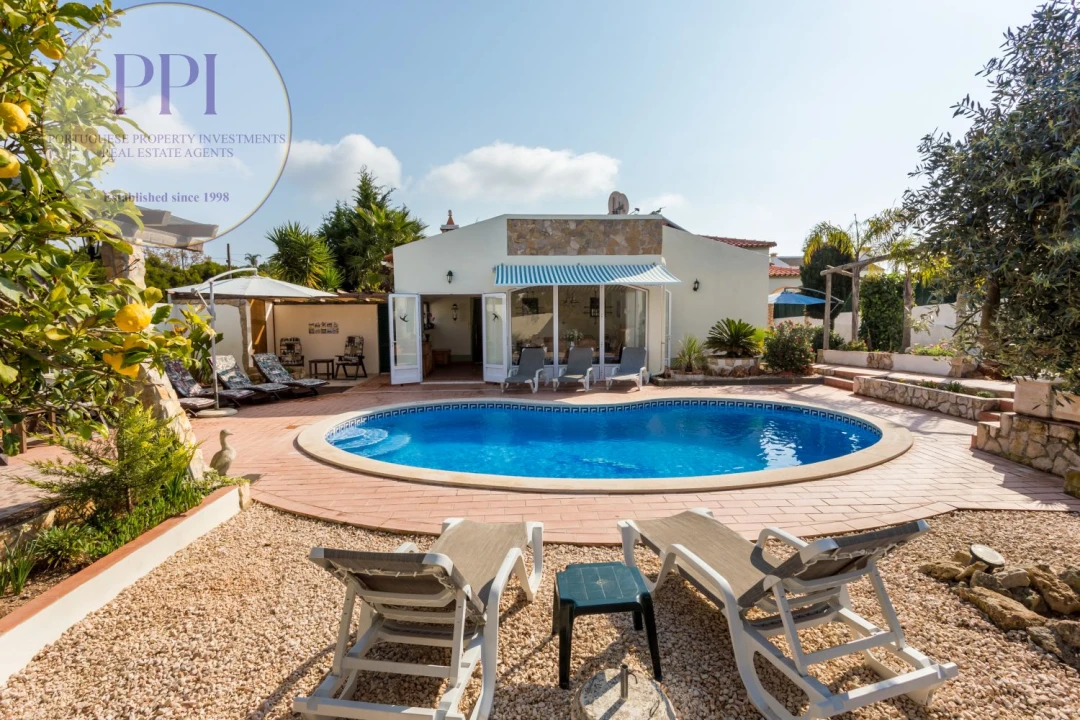 Moradia T4 para Venda em Lagos (São Sebastião e Santa Maria) Foto 7