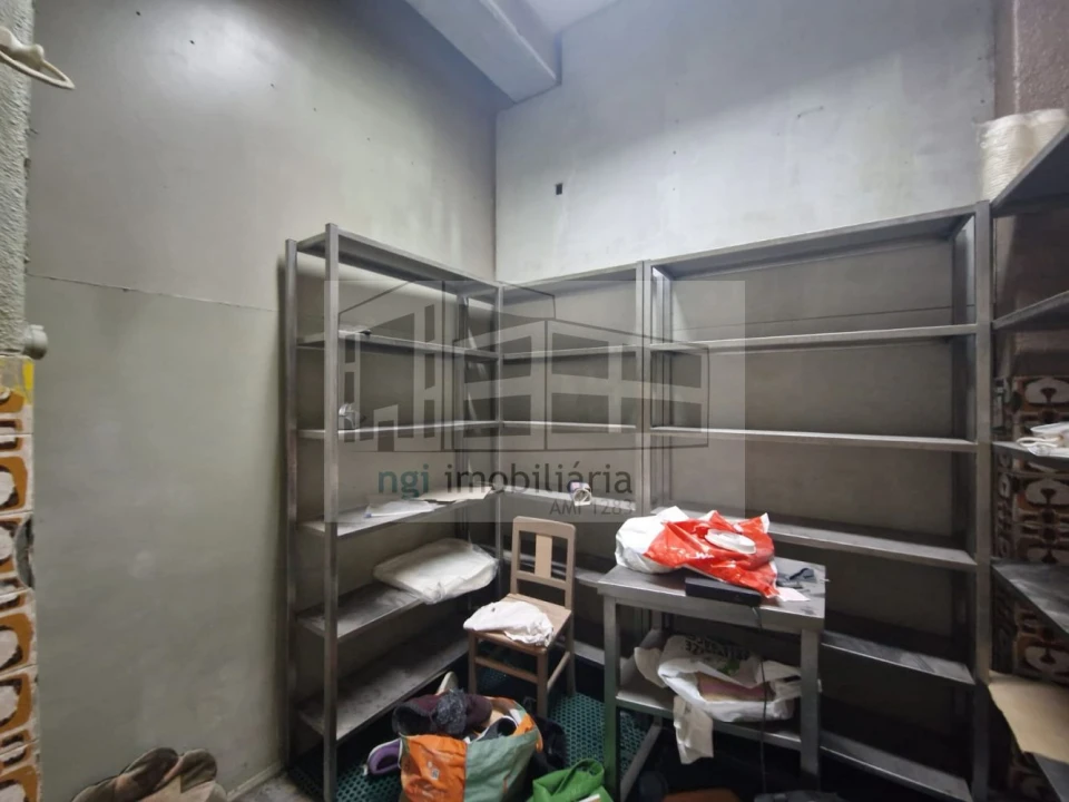 Loja para Arrendamento em Agualva e Mira-Sintra Foto 7