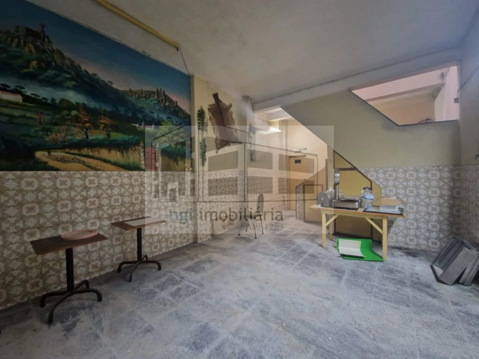 Loja para Arrendamento em Agualva e Mira-Sintra Foto 4