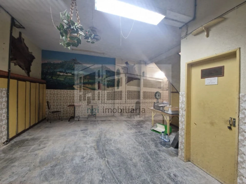 Loja para Arrendamento em Agualva e Mira-Sintra Foto 2