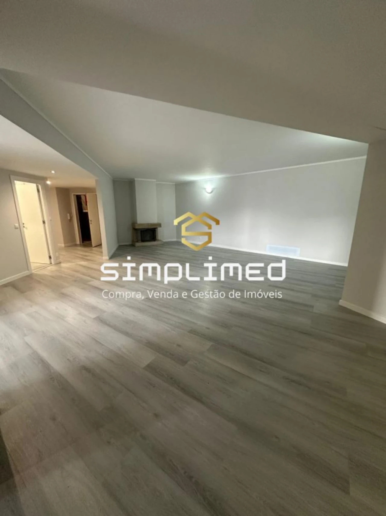 Apartamento T4 para Venda em Fragoso Foto 8