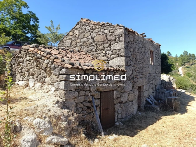 Quinta T0 para Venda em Orjais Foto 18