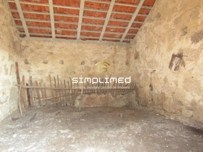 Quinta T0 para Venda em Peraboa Foto 11