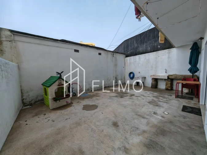 Apartamento T2 para Venda em Canidelo Foto 16