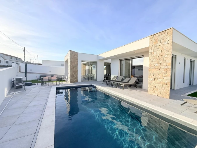 Moradia T3 para Venda em Caldas da Rainha - Santo Onofre e Serra do Bouro Foto 17