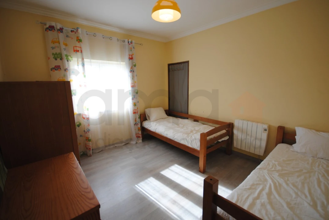 Moradia T6 para Venda em Porto Salvo Foto 10