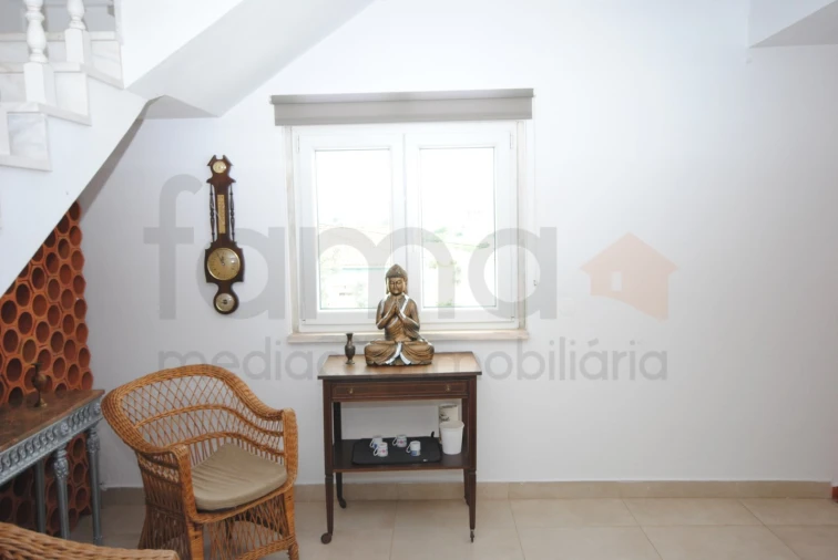 Moradia T6 para Venda em Porto Salvo Foto 34