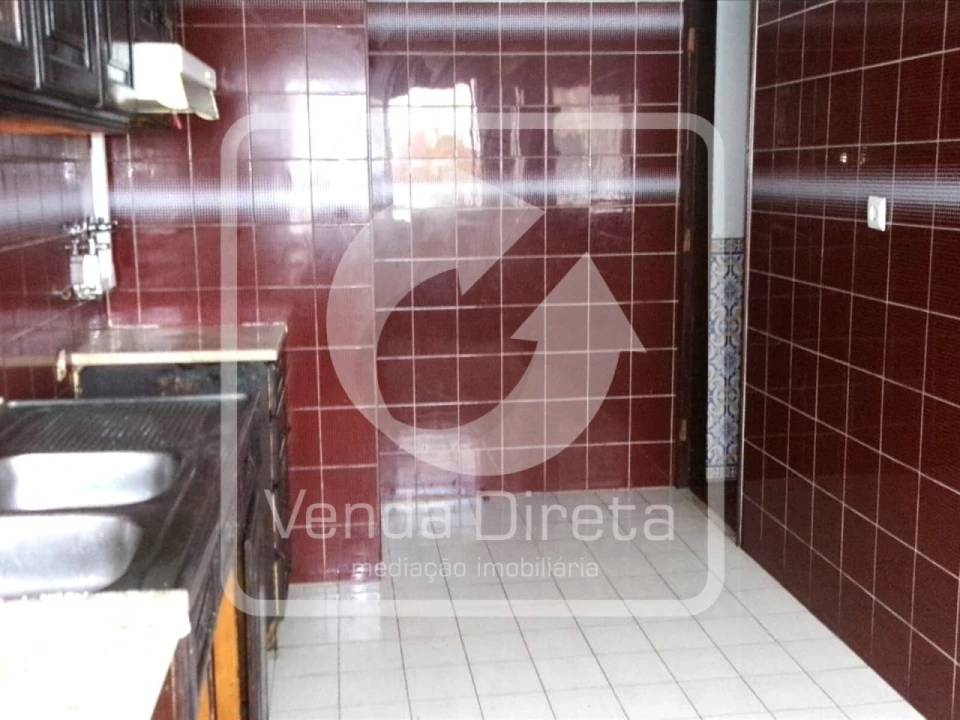 Apartamento T3 para Venda em Seixal, Arrentela e Aldeia de Paio Pires Foto 1