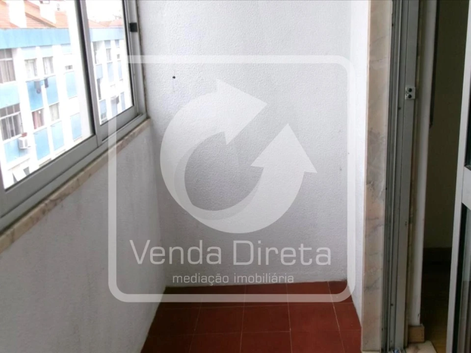 Apartamento T3 para Venda em Seixal, Arrentela e Aldeia de Paio Pires Foto 4