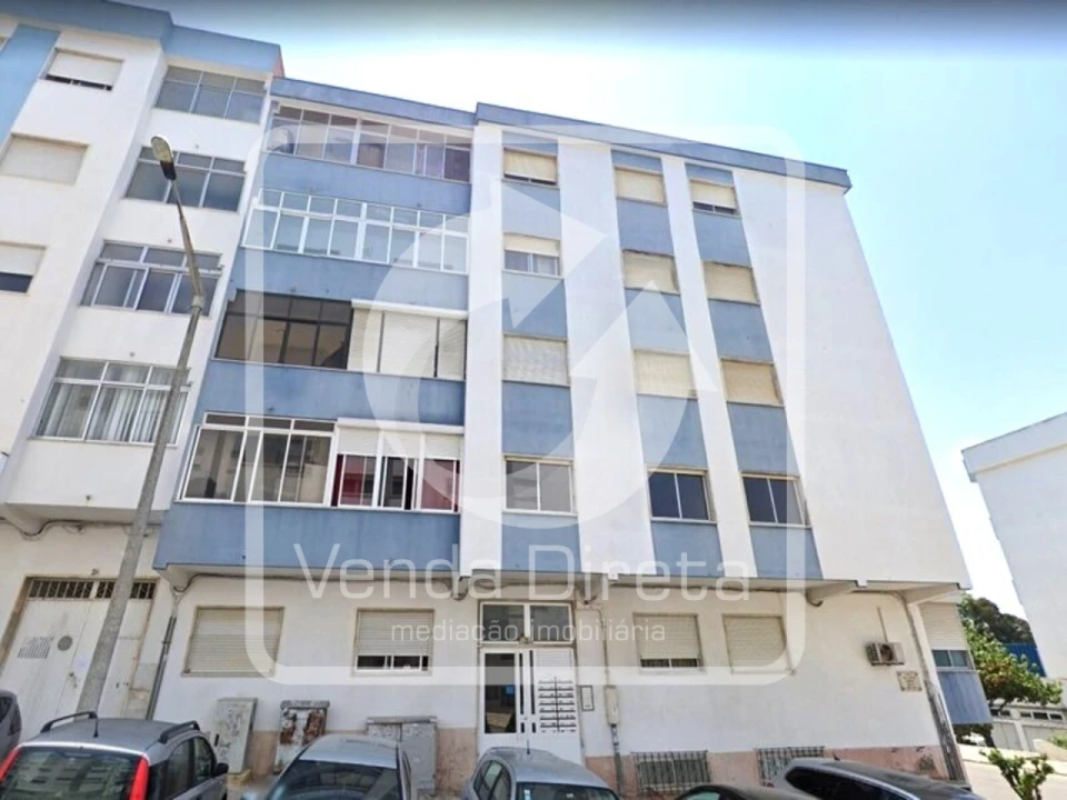 Apartamento T3 para Venda em Seixal, Arrentela e Aldeia de Paio Pires Foto 16