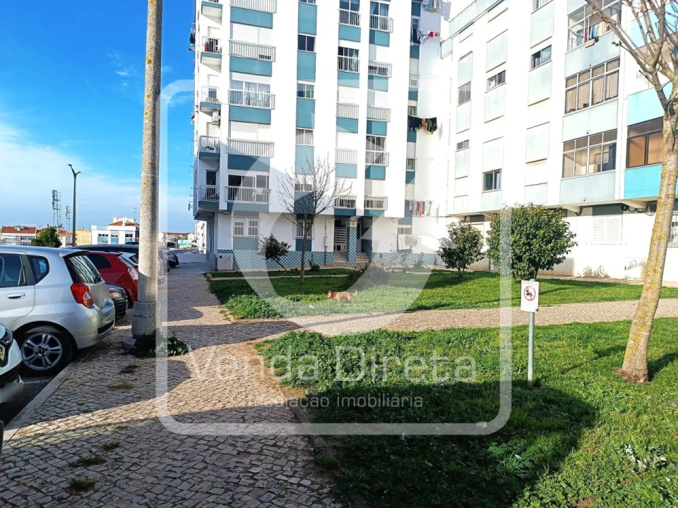 Apartamento T3 para Venda em Seixal, Arrentela e Aldeia de Paio Pires Foto 17
