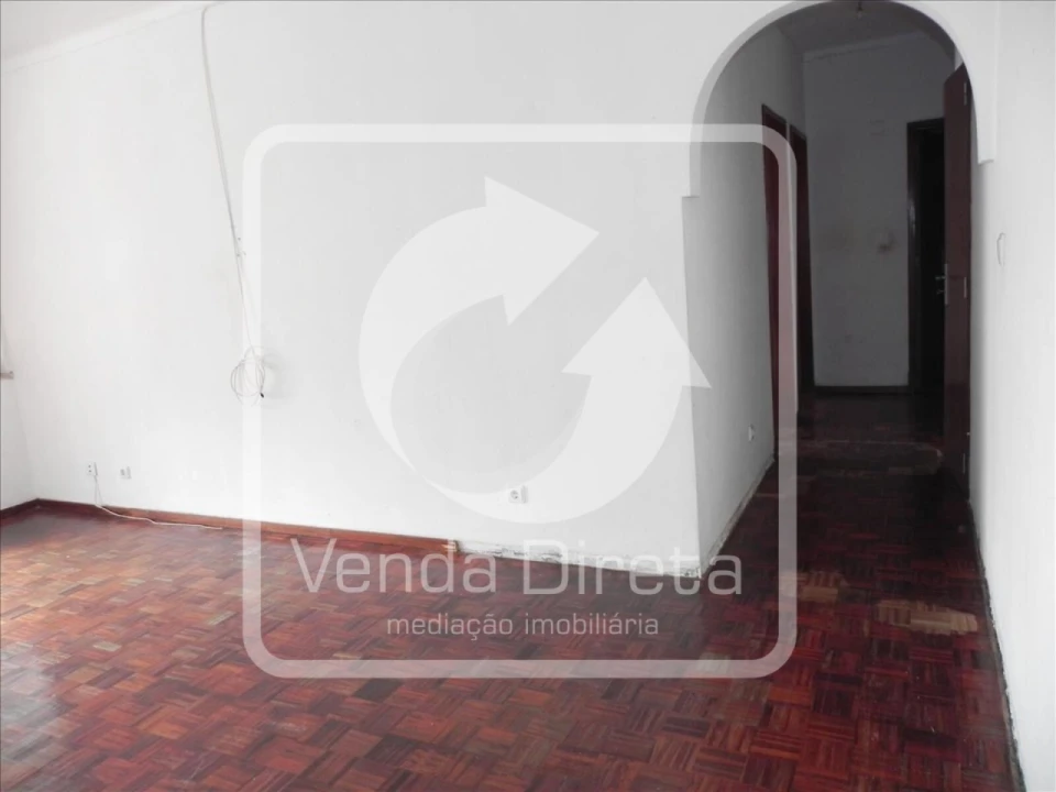 Apartamento T2 para Venda em Cacém e São Marcos Foto 7