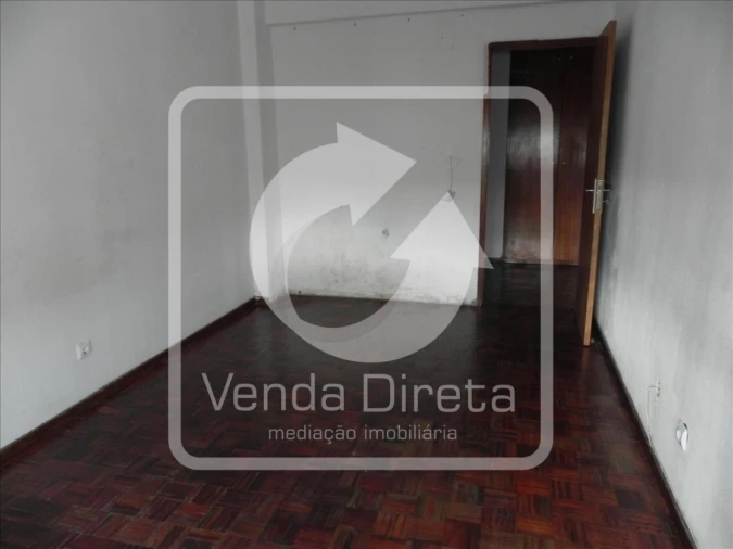 Apartamento T2 para Venda em Cacém e São Marcos Foto 14