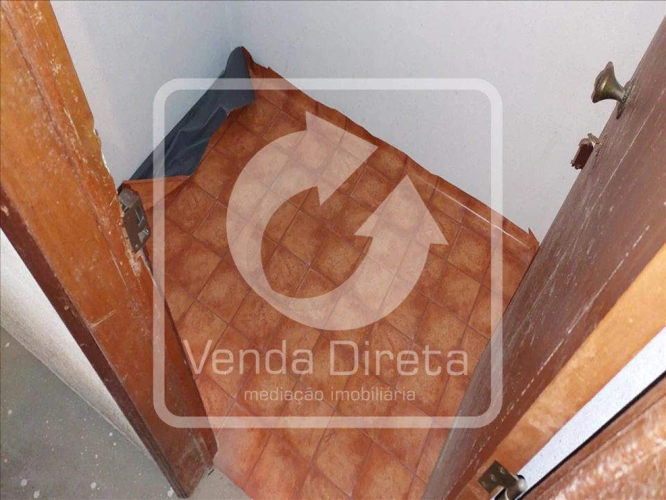 Apartamento T2 para Venda em Queluz e Belas Foto 19