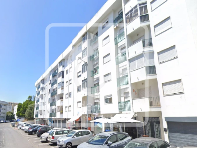 Apartamento T2 para Venda em Queluz e Belas Foto 23