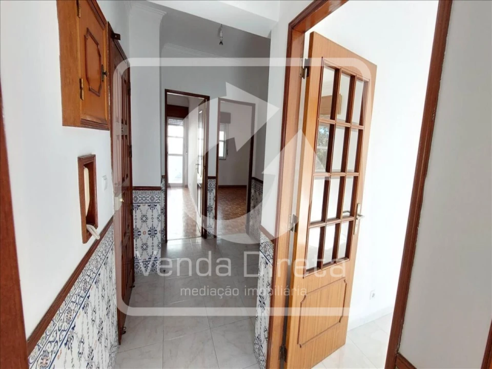 Apartamento T2 para Venda em Algueirão-Mem Martins Foto 4