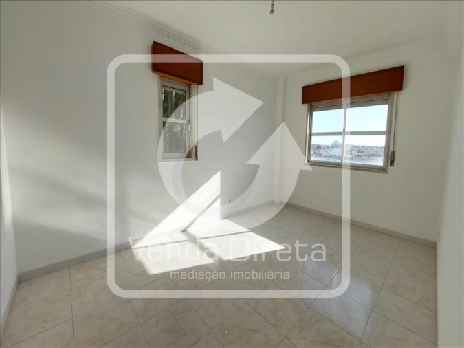 Apartamento T2 para Venda em Algueirão-Mem Martins Foto 8