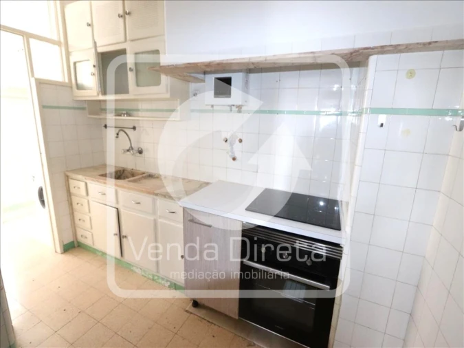 Apartamento T3 para Venda em Barreiro e Lavradio Foto 2