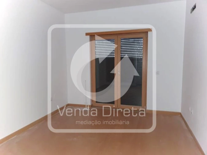 Apartamento T4 para Venda em Pinhal Novo Foto 7