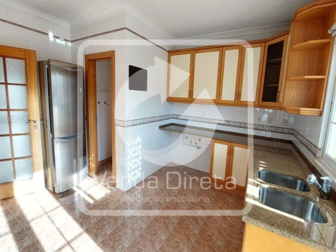 Apartamento T3 para Venda em Santa Maria e São Miguel, São Martinho, São Pedro Penaferrim Foto 11