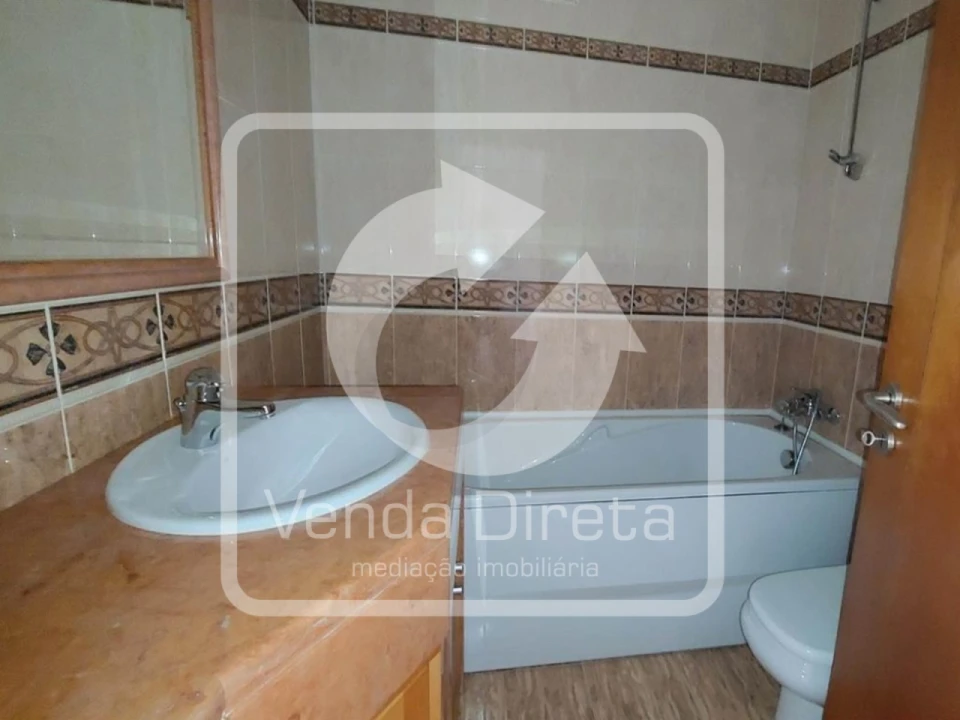 Apartamento T4 para Venda em Santa Maria e São Miguel, São Martinho, São Pedro Penaferrim Foto 18