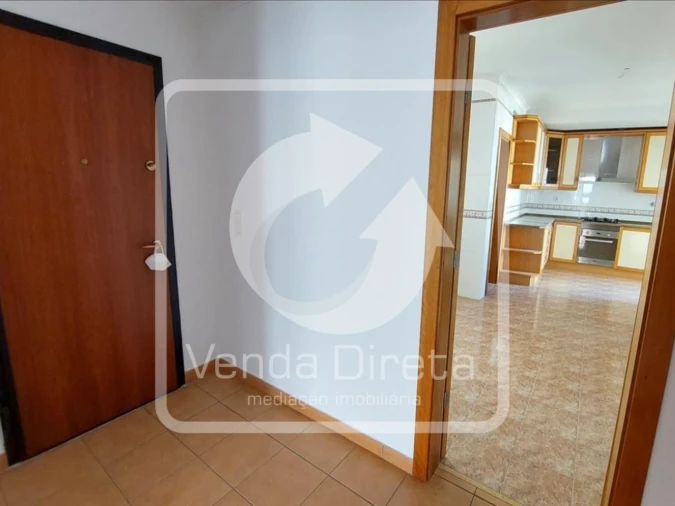 Apartamento T4 para Venda em Santa Maria e São Miguel, São Martinho, São Pedro Penaferrim Foto 8
