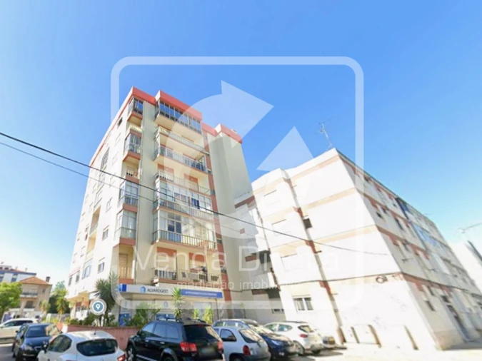 Apartamento T3 para Venda em Amora Foto 17