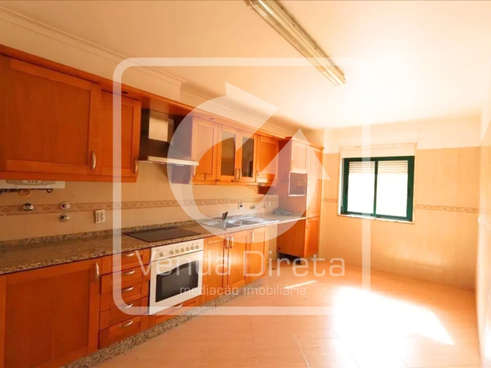 Apartamento T2 para Venda em Barreiro e Lavradio Foto 1