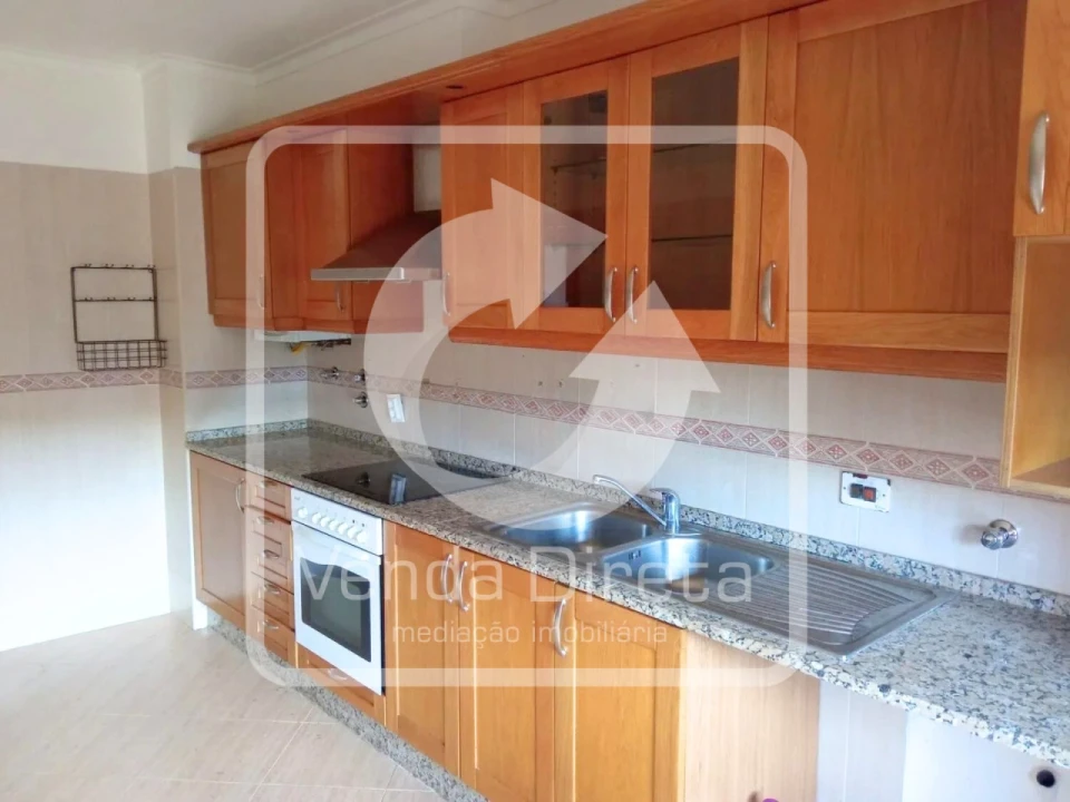 Apartamento T2 para Venda em Barreiro e Lavradio Foto 8