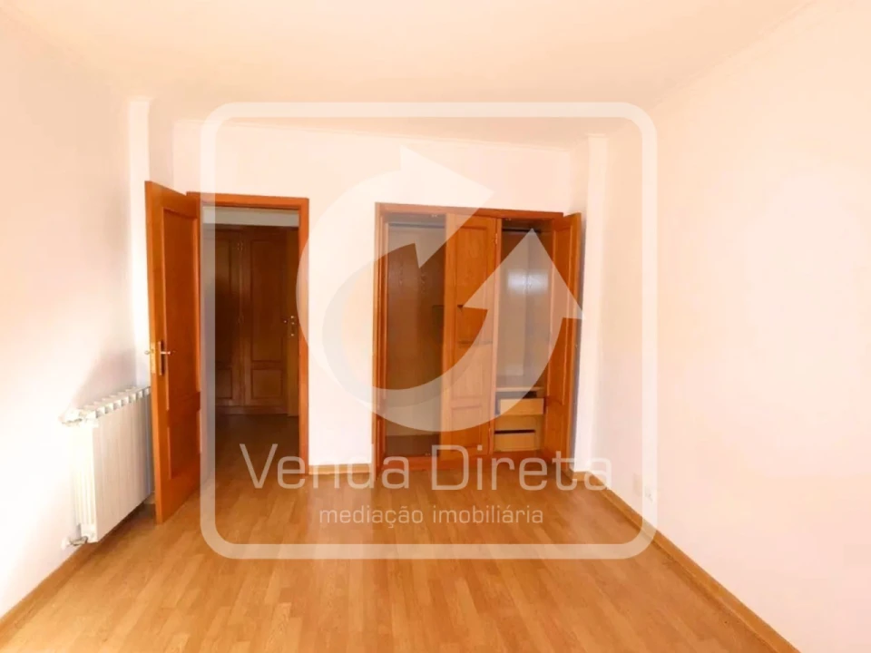 Apartamento T2 para Venda em Barreiro e Lavradio Foto 11