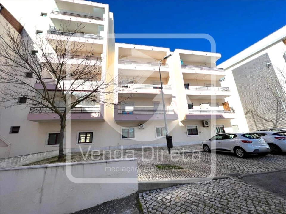 Apartamento T2 para Venda em Loule (São Clemente) Foto 5