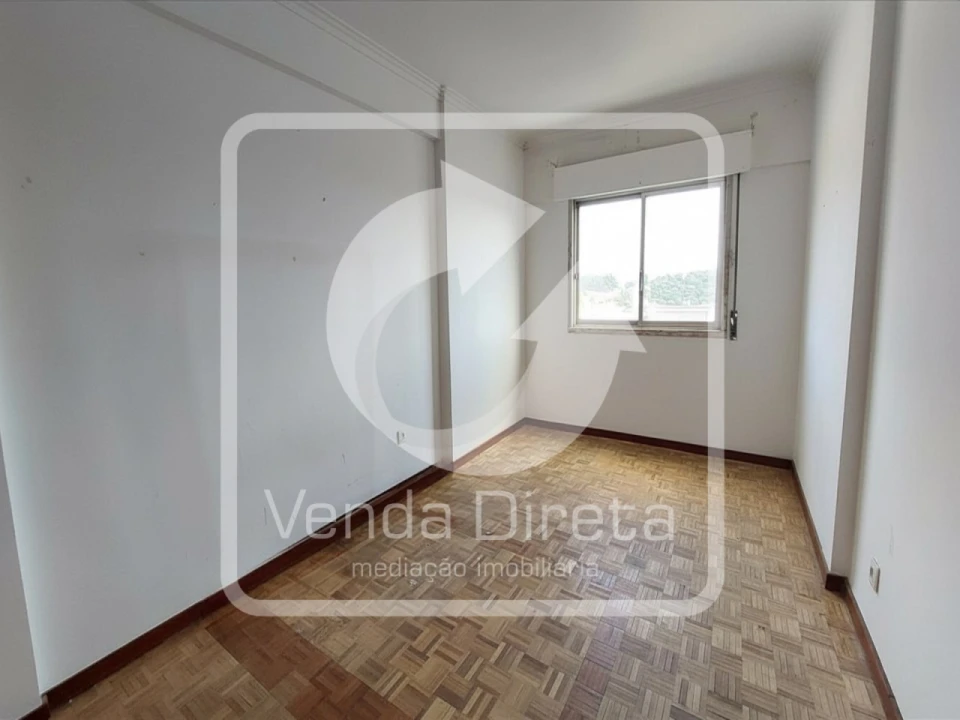 Apartamento T2 para Venda em Queluz e Belas Foto 10