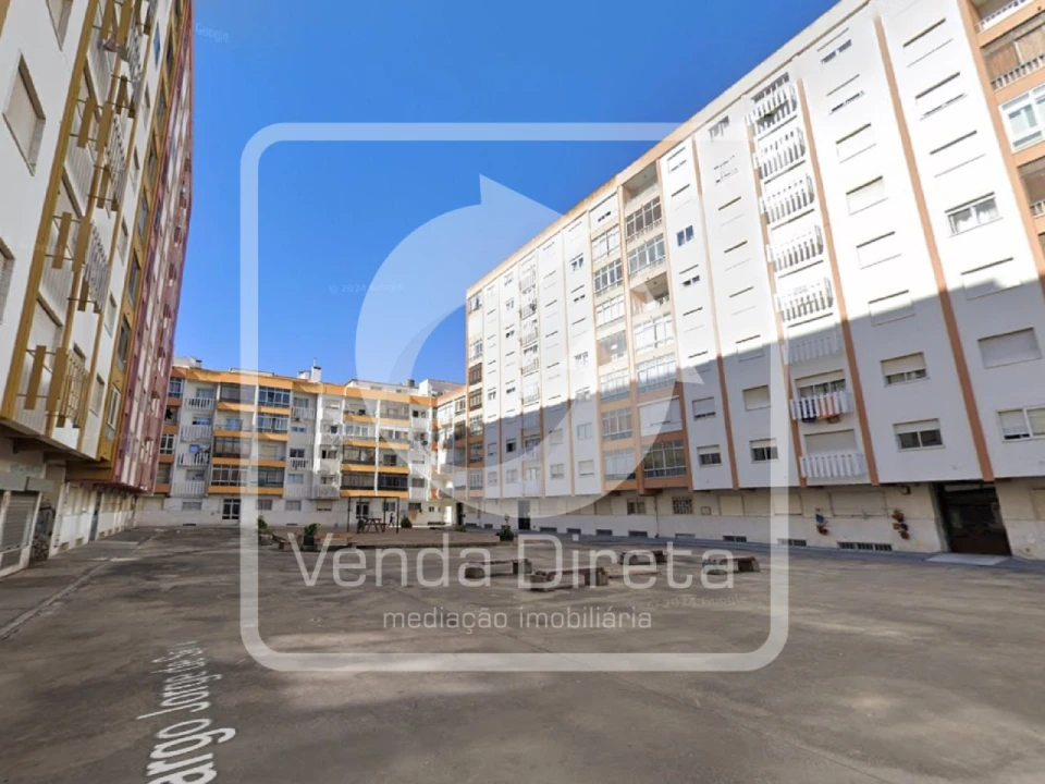 Apartamento T2 para Venda em Queluz e Belas Foto 13