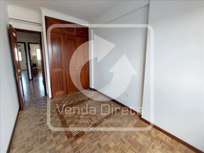 Apartamento T2 para Venda em Queluz e Belas Foto 9