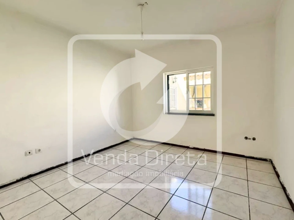 Moradia T3 para Venda em Azeitão (São Lourenço e São Simão) Foto 16
