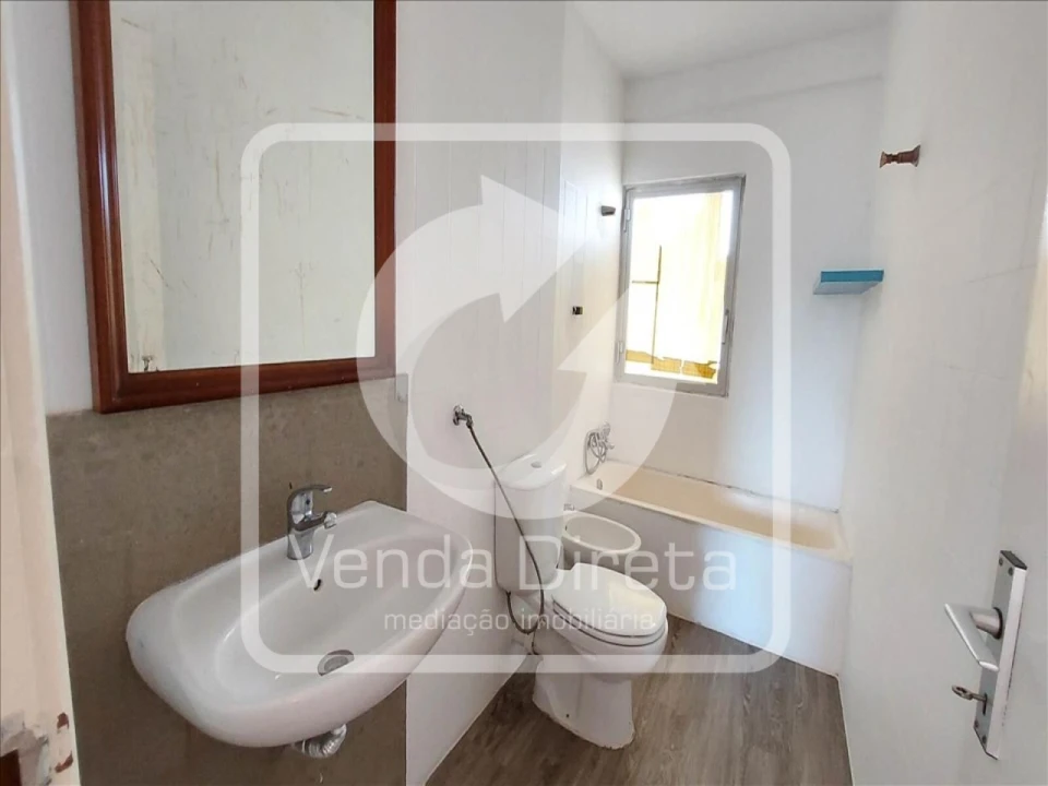 Apartamento T3 para Venda em Algueirão-Mem Martins Foto 15